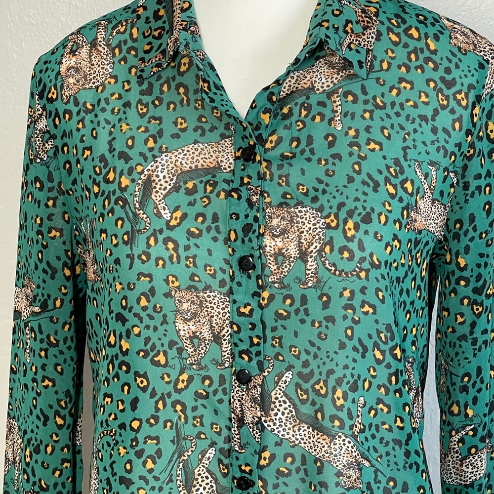 Lulus Green Leopard Print Button-Down Blouse Size… - image 2